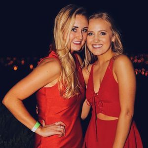 Meet your Posher, Corinne